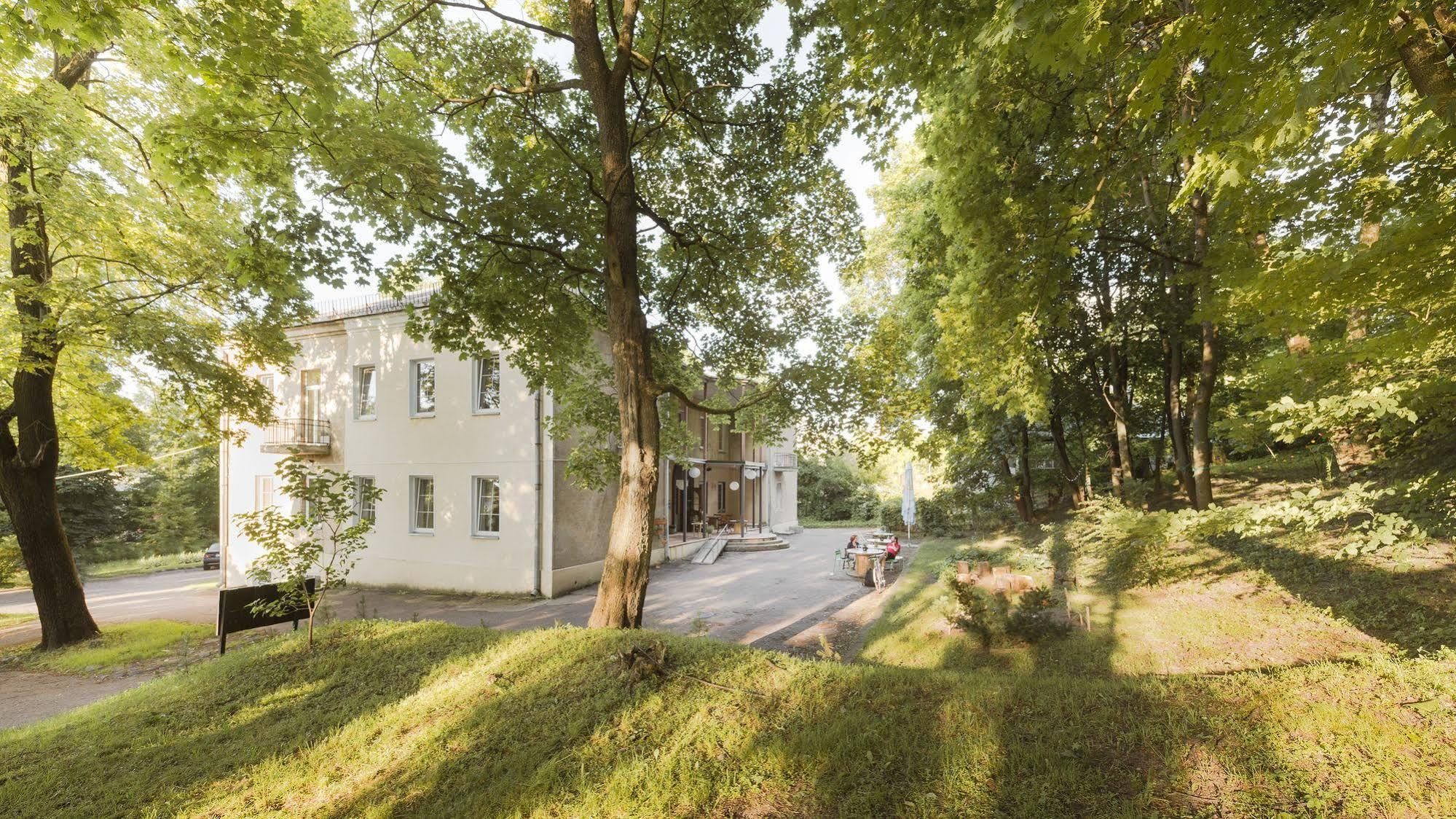 Downtown Forest Hostel & Camping VNO Dış mekan fotoğraf